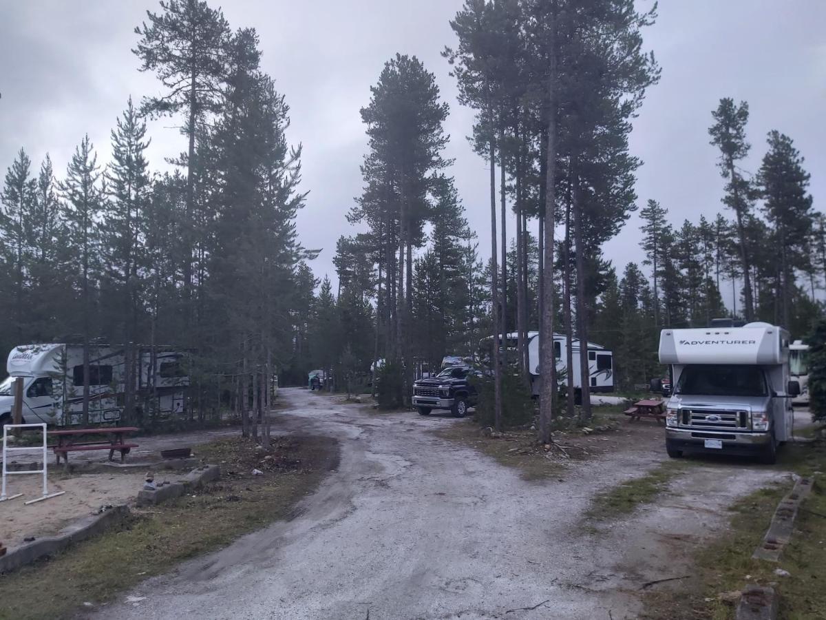 Blue River Cabins & Campgrounds Экстерьер фото