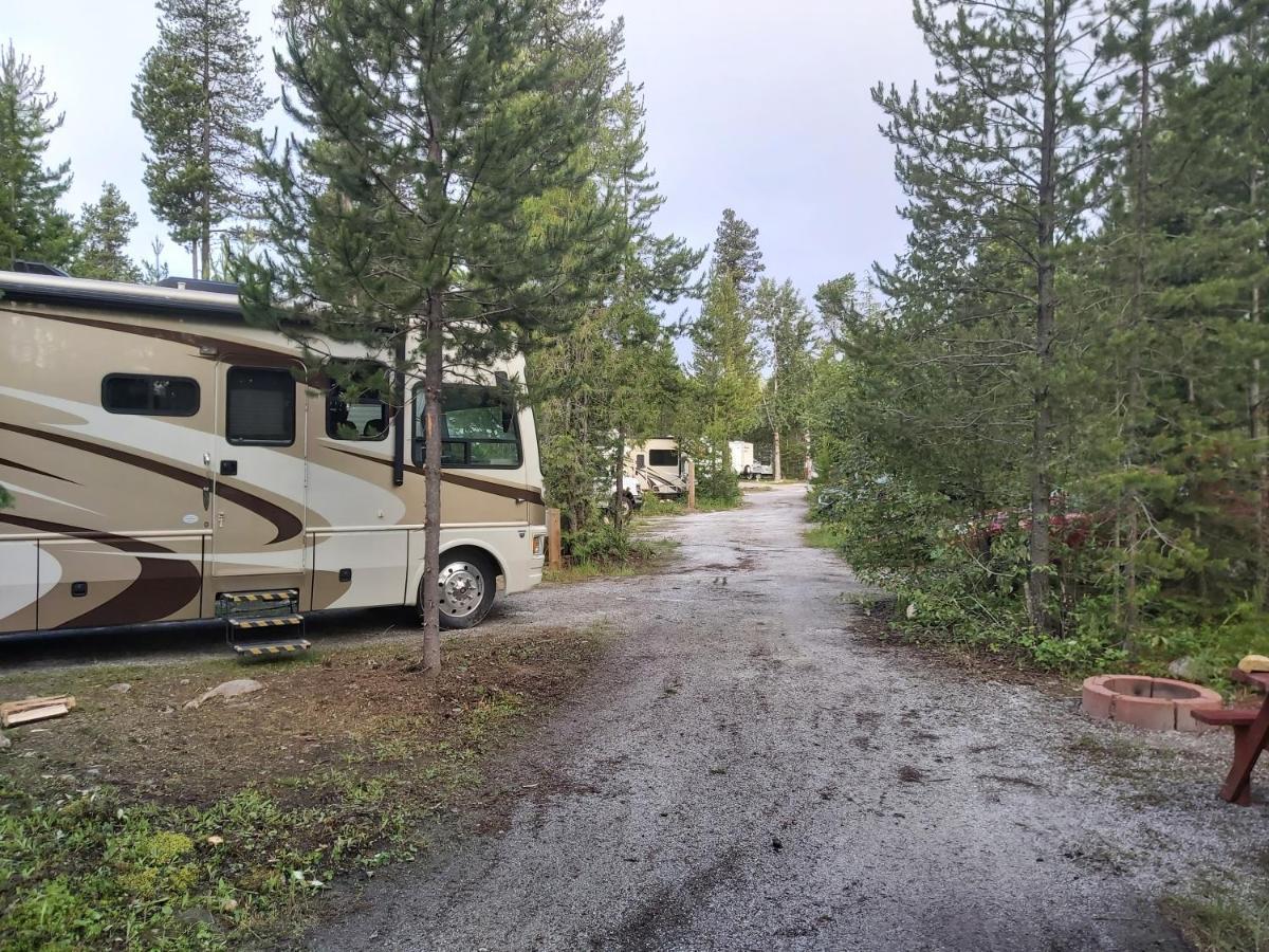 Blue River Cabins & Campgrounds Экстерьер фото