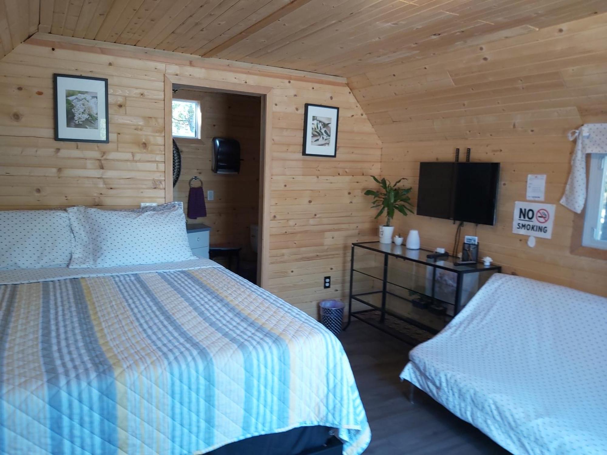 Blue River Cabins & Campgrounds Экстерьер фото