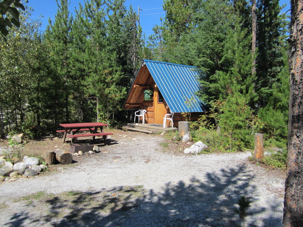 Blue River Cabins & Campgrounds Экстерьер фото